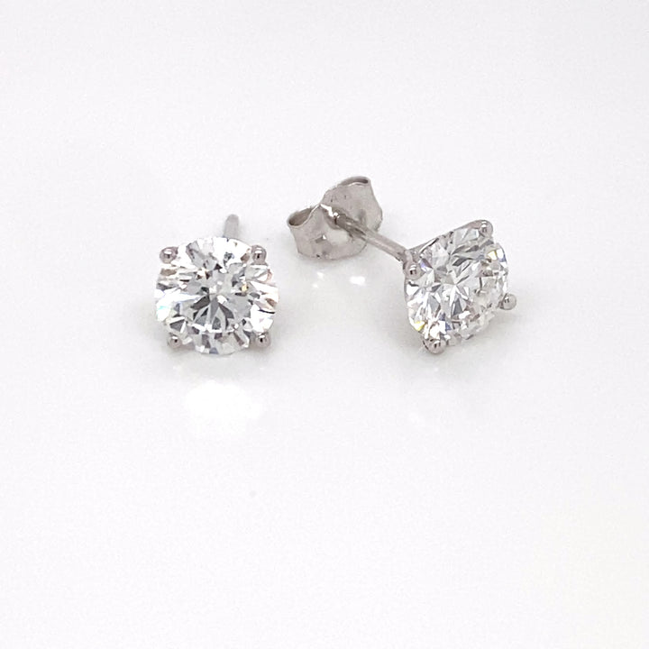 2.0ct Elegant Lab-Grown Diamond Stud Earrings